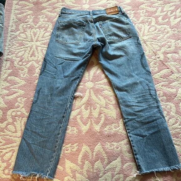 Levi's 501 Women's Jeans Light Wash Distressed Chain Embellished Button Fly Size - Picture 8 of 12